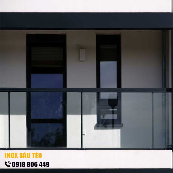 lan-can-inox-kinh-ma-lci-75 Lan Can Inox Kính Mã LCI-75